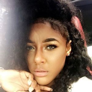 Meet your Posher, Martesia